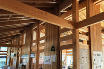 木造校舎はZEB Ready 故郷の資源とエコガラスが活躍-市川さん