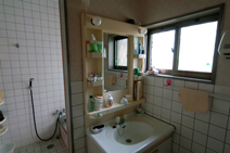 洗面・浴室・トイレの窓も、もれなくエコガラスに交換。