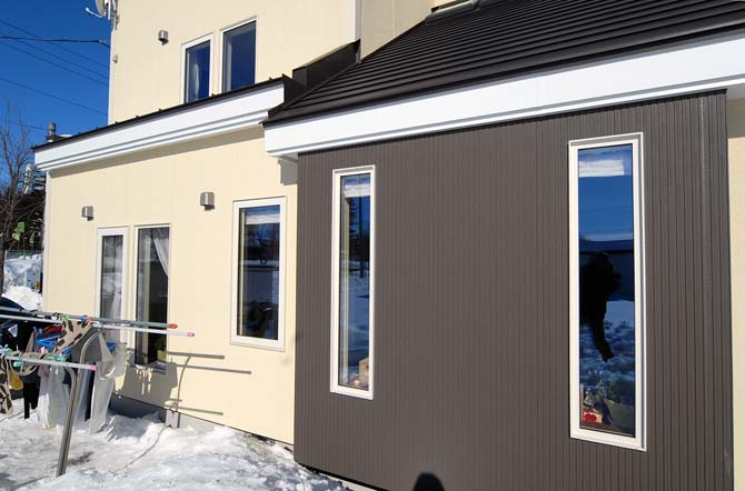 極寒酷暑なんのその 北の大地のパッシブハウス 窓ガラスならエコガラス