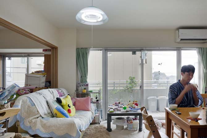 シンプルリフォーム 家族で風景を楽しむ窓 窓ガラスならエコガラス