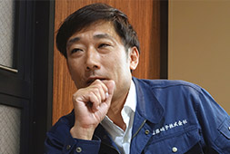 遠藤硝子株式会社 代表取締役　遠藤　俊さん